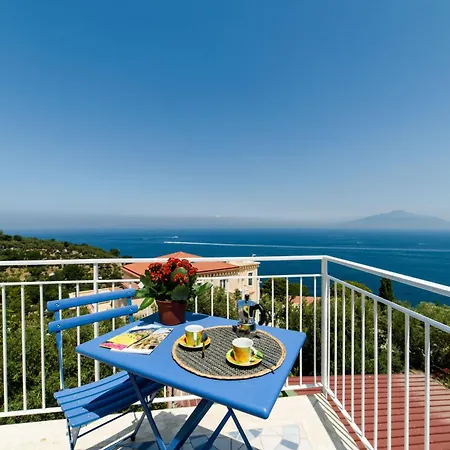 Relais Francesca Pool&view 펜션 소렌토