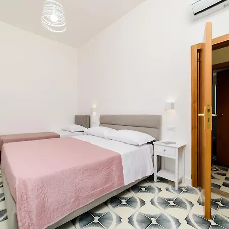 Relais Francesca Pool&view *