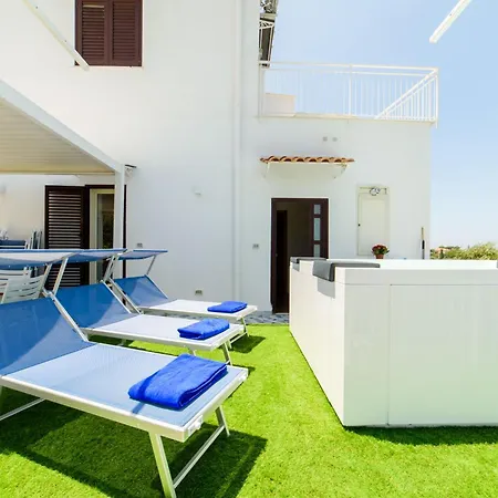 Relais Francesca Pool&view