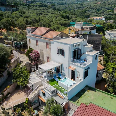 Relais Francesca Pool&view Feriehus Sorrento