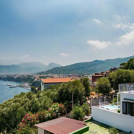 Feriehus Relais Francesca Pool&view Sorrento
